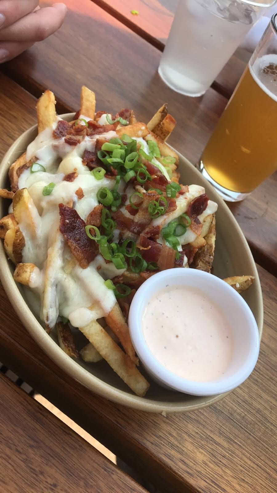 8UP Elevated Drinkery & Kitchen | night club | 350 W Chestnut St, Louisville, KY 40202, USA | 5026314180 OR +1 502-631-4180