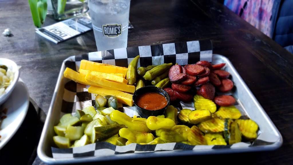 Romies Grocery | restaurant | 804 W Jackson St, Tupelo, MS 38804, USA | 6628428986 OR +1 662-842-8986