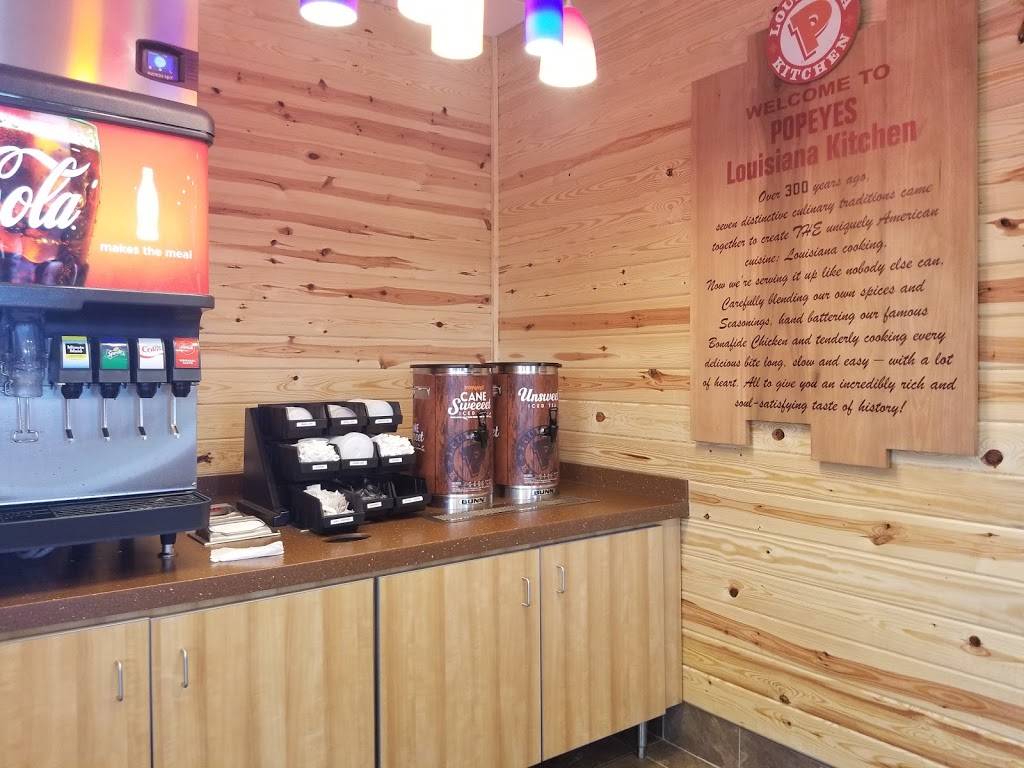 Popeyes Louisiana Kitchen | restaurant | 100 Felton Dr, Rockmart, GA 30153, USA | 6786854690 OR +1 678-685-4690
