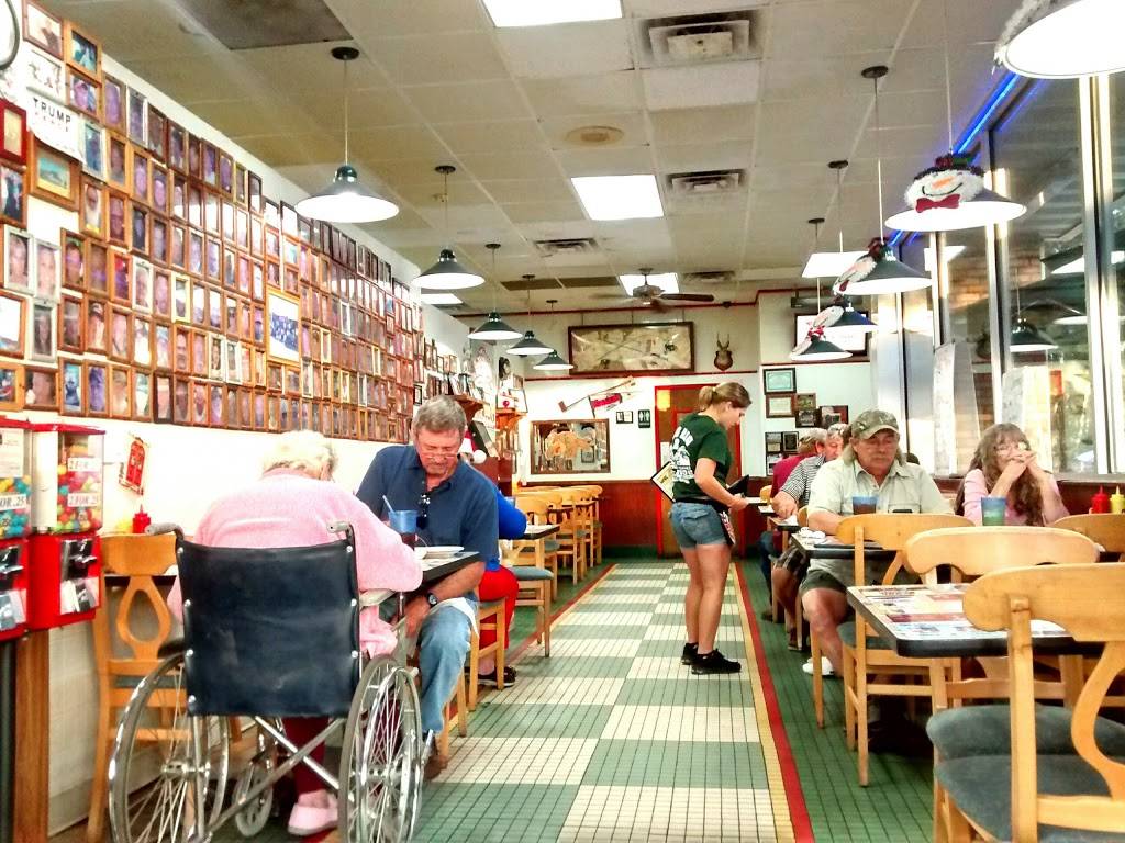 Big Rig | restaurant | 815 N Spring Garden Ave, DeLand, FL 32720, USA | 3867381506 OR +1 386-738-1506