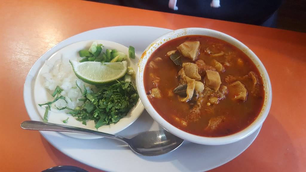 Betos Restaurant #2 | restaurant | 3306 Oak Springs Dr, Austin, TX 78721, USA | 5125244179 OR +1 512-524-4179