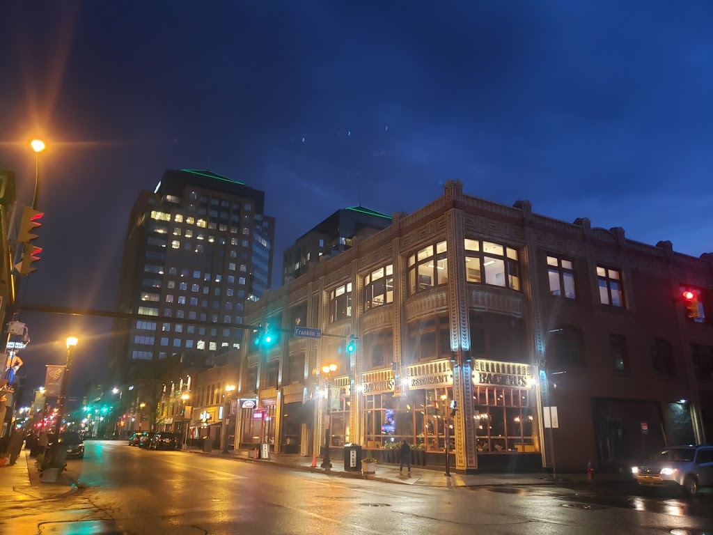 Rec Room | restaurant | 79 W Chippewa St, Buffalo, NY 14202, USA | 7169391279 OR +1 716-939-1279