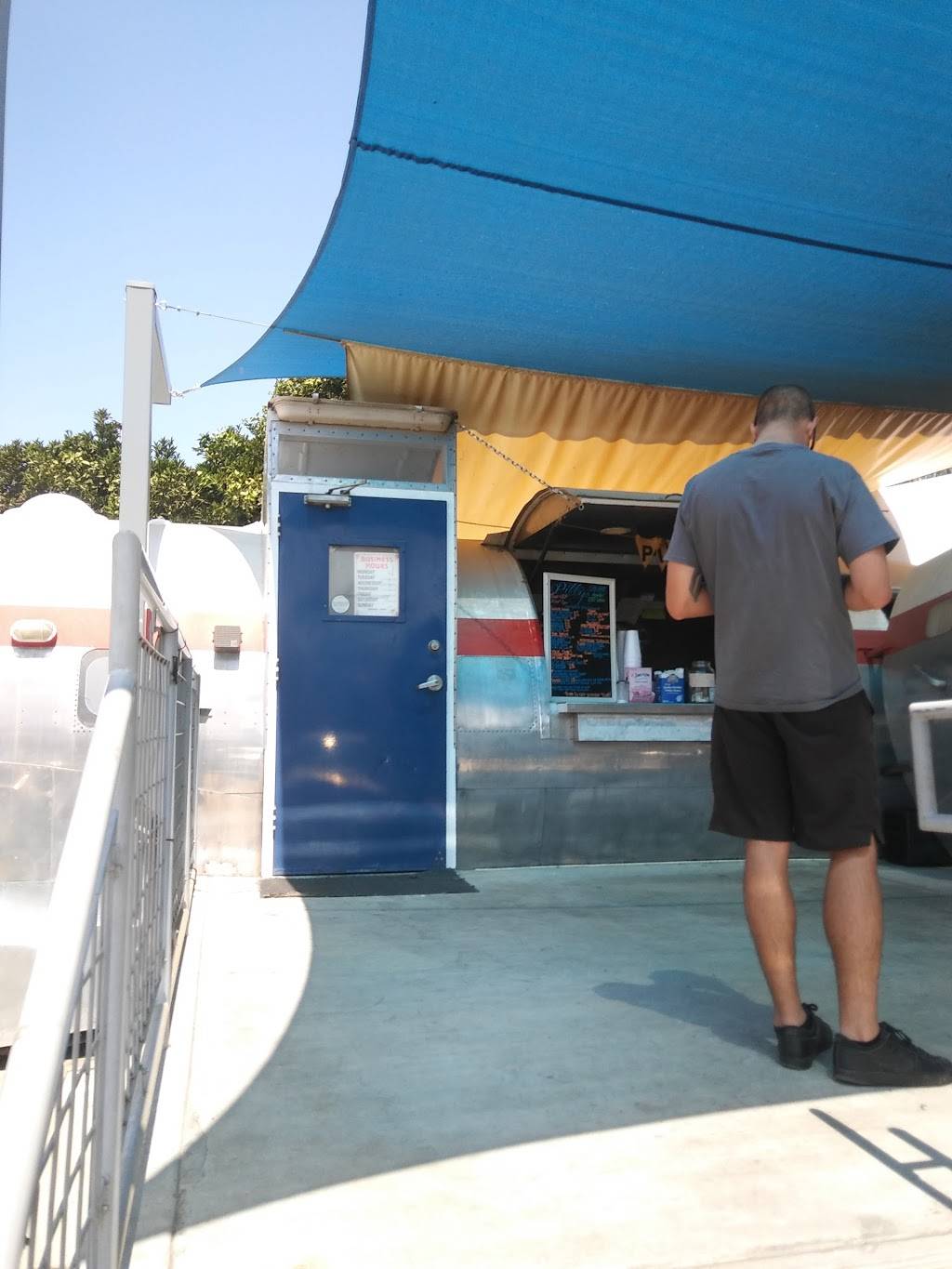 Pittys BBQ | restaurant | 240 N L St, Tulare, CA 93274, USA | 5593341441 OR +1 559-334-1441