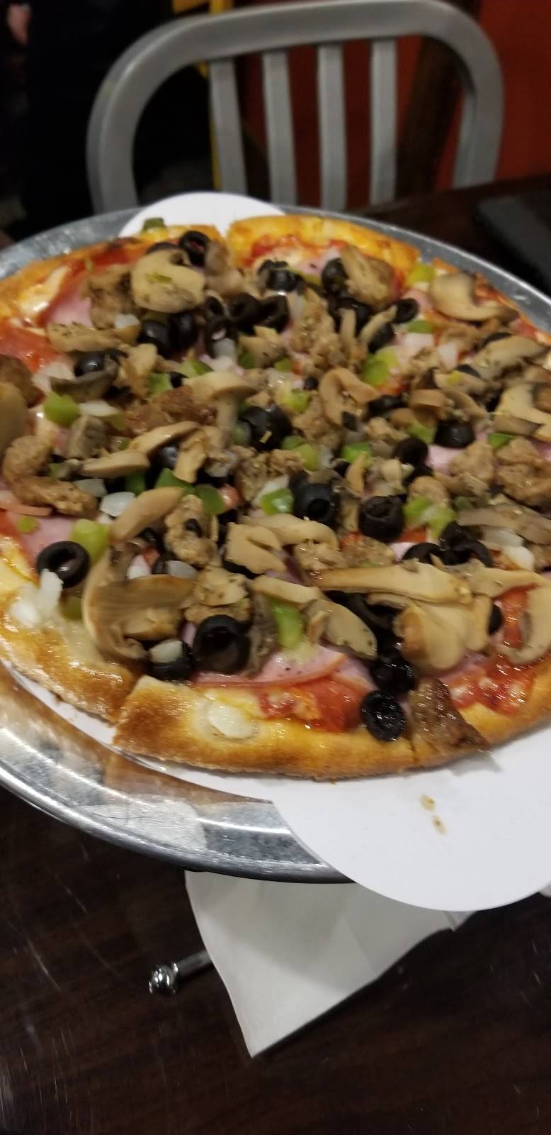 Sammy Gs Brick House | restaurant | 135 S Washington St, Remsen, IA 51050, USA | 7127861222 OR +1 712-786-1222