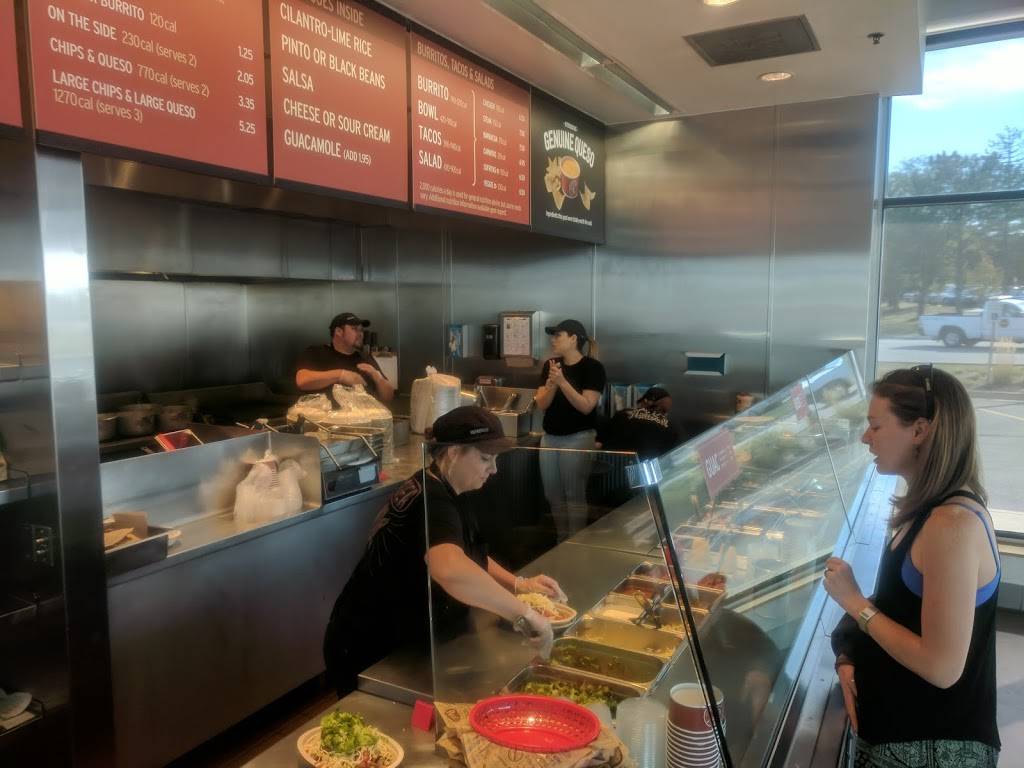 Chipotle Mexican Grill | restaurant | 1948 Southlake Mall, Merrillville, IN 46410, USA | 2197554292 OR +1 219-755-4292