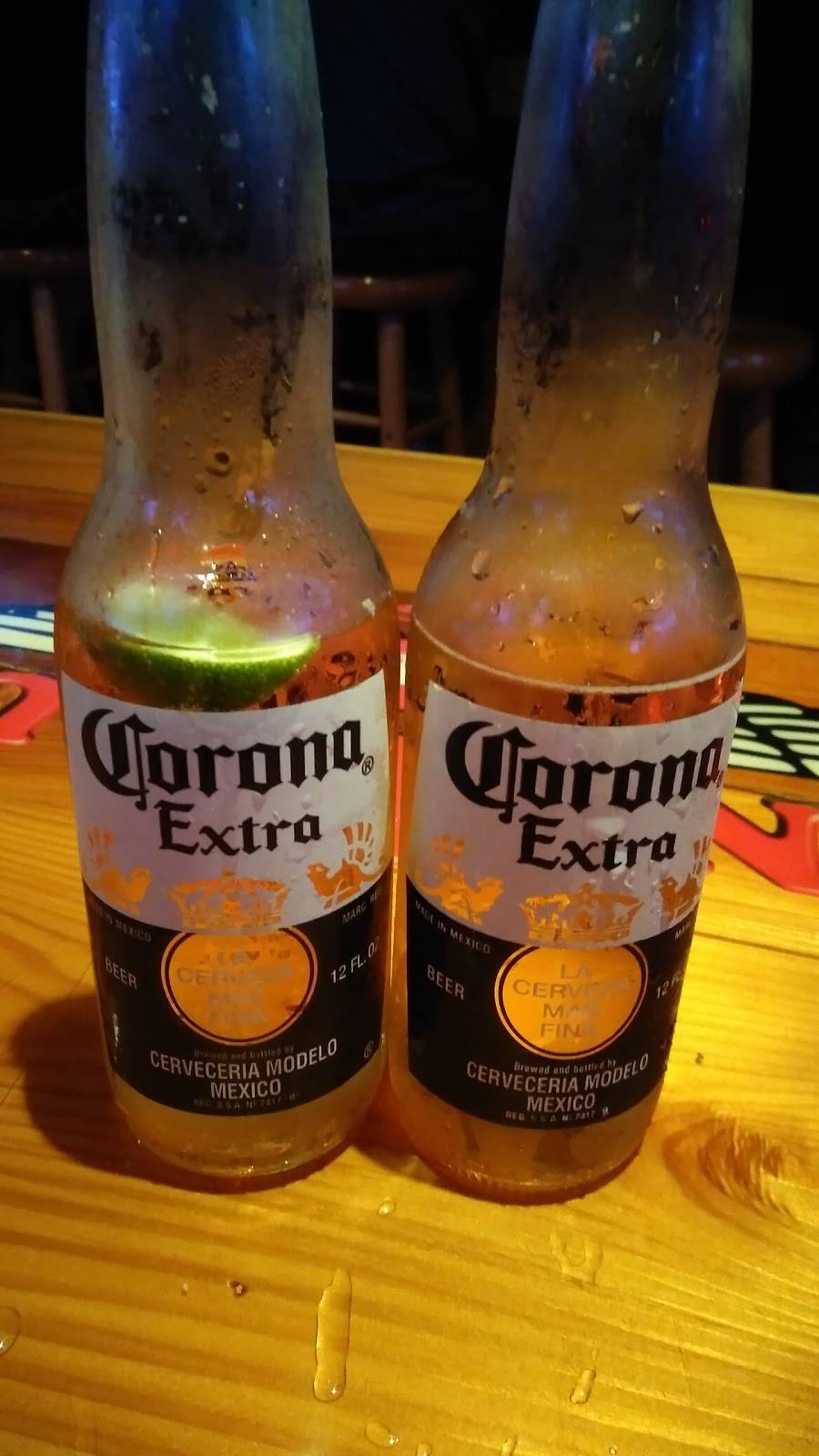 The WingHouse of Brandon 60 | restaurant | 775 W Brandon Blvd, Brandon, FL 33511, USA | 8135267007 OR +1 813-526-7007