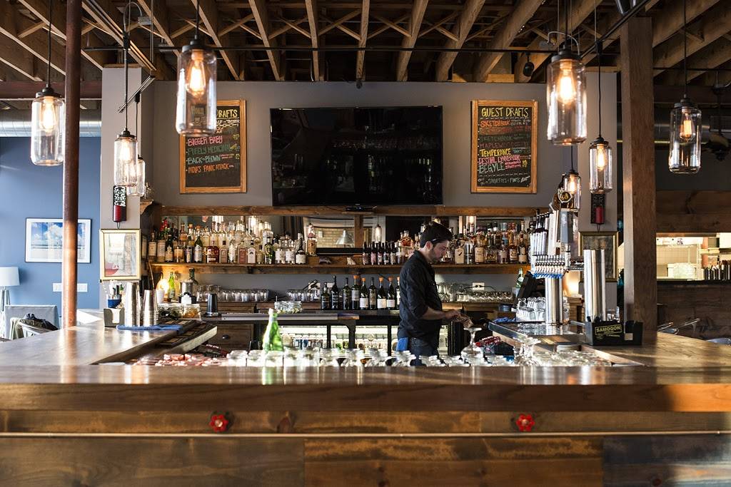 Peckish Pig | restaurant | 623 Howard St, Evanston, IL 60202, USA | 8474916778 OR +1 847-491-6778