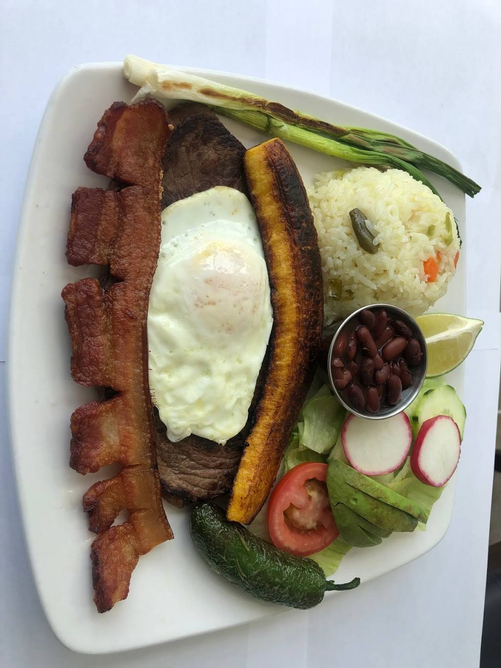 Fajitas Mexican Grill Malden | restaurant | 706 Salem St, Malden, MA 02148, USA | 7814804571 OR +1 781-480-4571