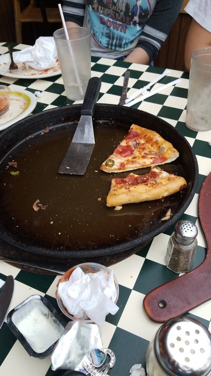 Pizza Hut | restaurant | 1125 W High Ave, New Philadelphia, OH 44663, USA | 3303391338 OR +1 330-339-1338