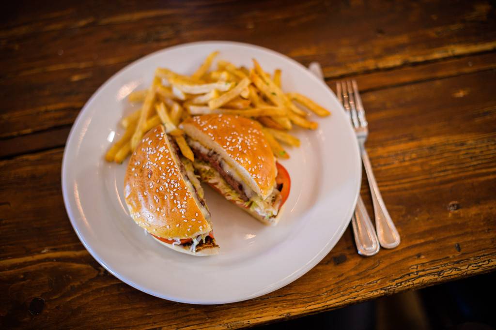 Jane | restaurant | 1311 State St, Santa Barbara, CA 93101, USA | 8059621311 OR +1 805-962-1311