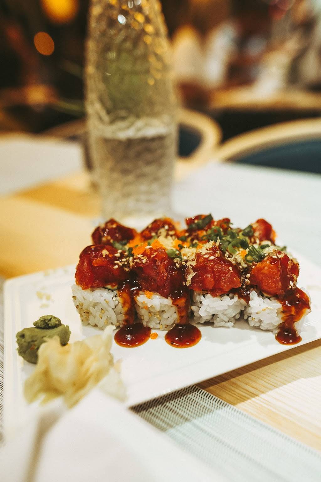 Mahis | restaurant | 615 Atlantic Ave, Virginia Beach, VA 23451, USA | 7574378030 OR +1 757-437-8030