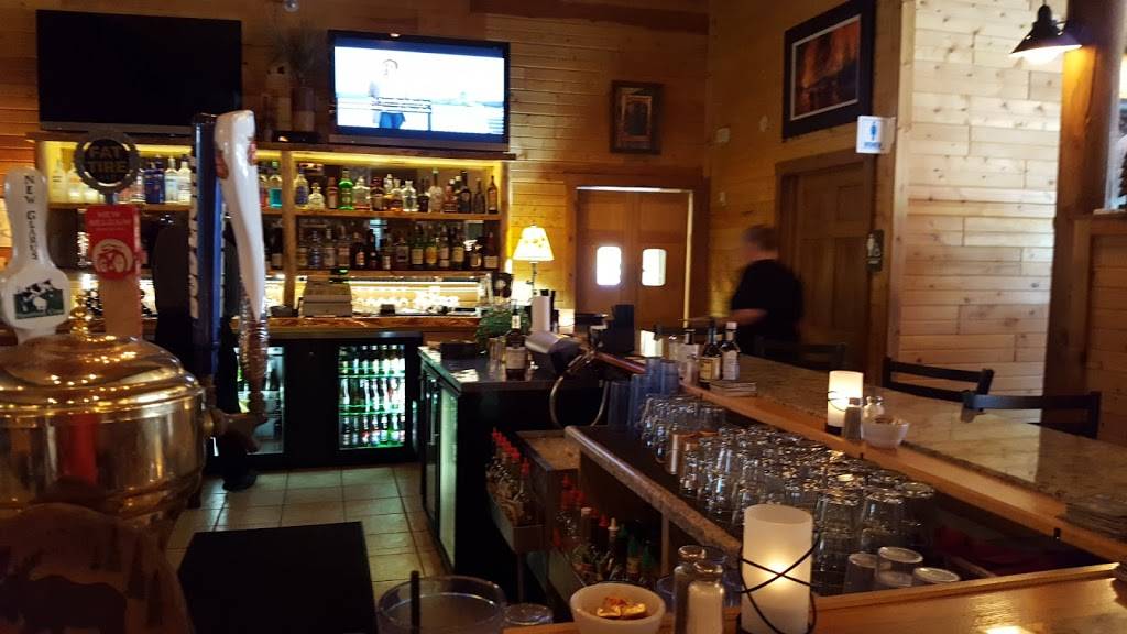 Suzys Steak & Seafood House | restaurant | 2701 County Rd CX, Portage, WI 53901, USA | 6087428400 OR +1 608-742-8400