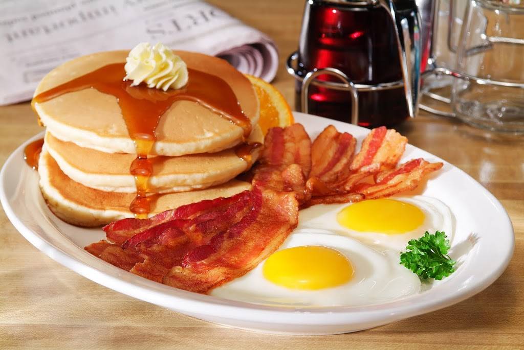 Country Pride | restaurant | 4450 Portage St NW, North Canton, OH 44720, USA | 3304947507 OR +1 330-494-7507