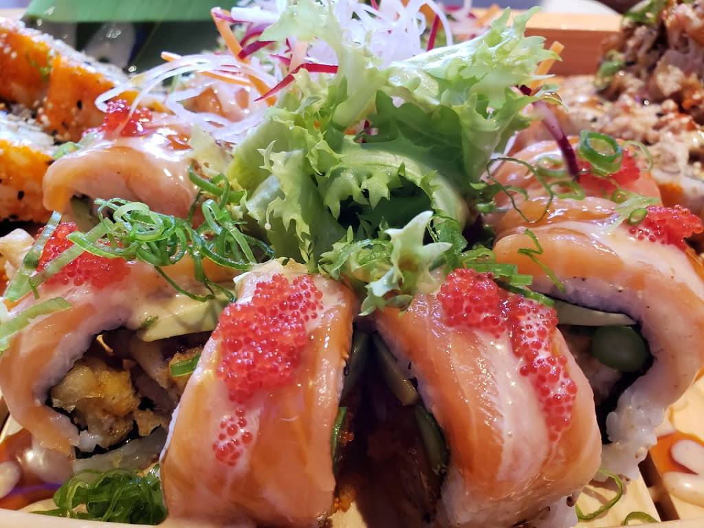 Ninja Thai & Sushi Bar | restaurant | 13550 Reflections Pkwy suite 3-302, Fort Myers, FL 33907, USA | 2394330508 OR +1 239-433-0508