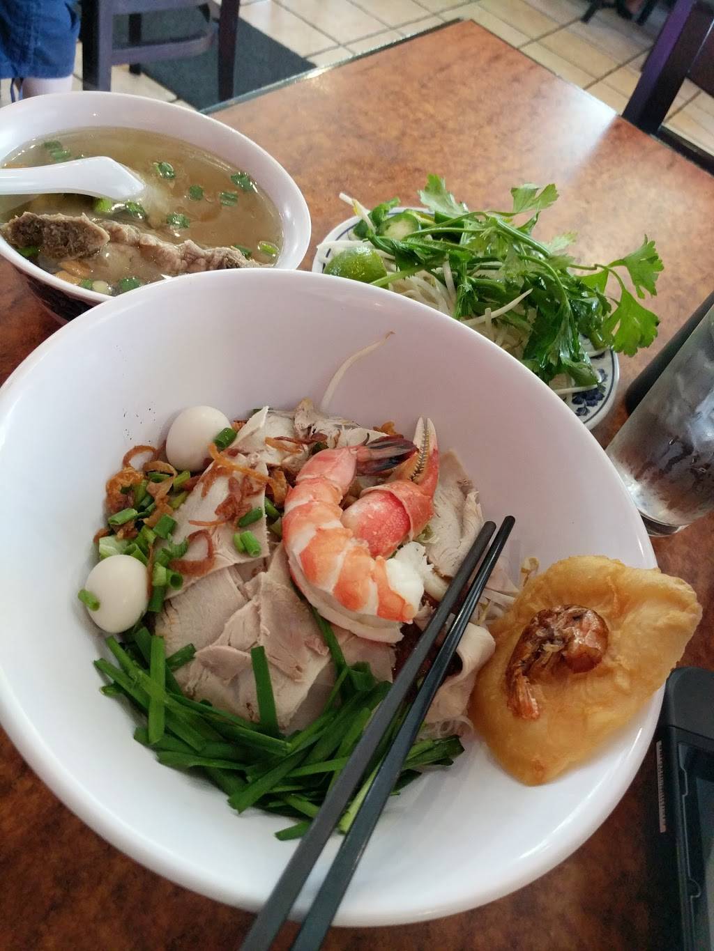 Pho Tau Bay | restaurant | 454 Keyes St, San Jose, CA 95112, USA | 4089990345 OR +1 408-999-0345