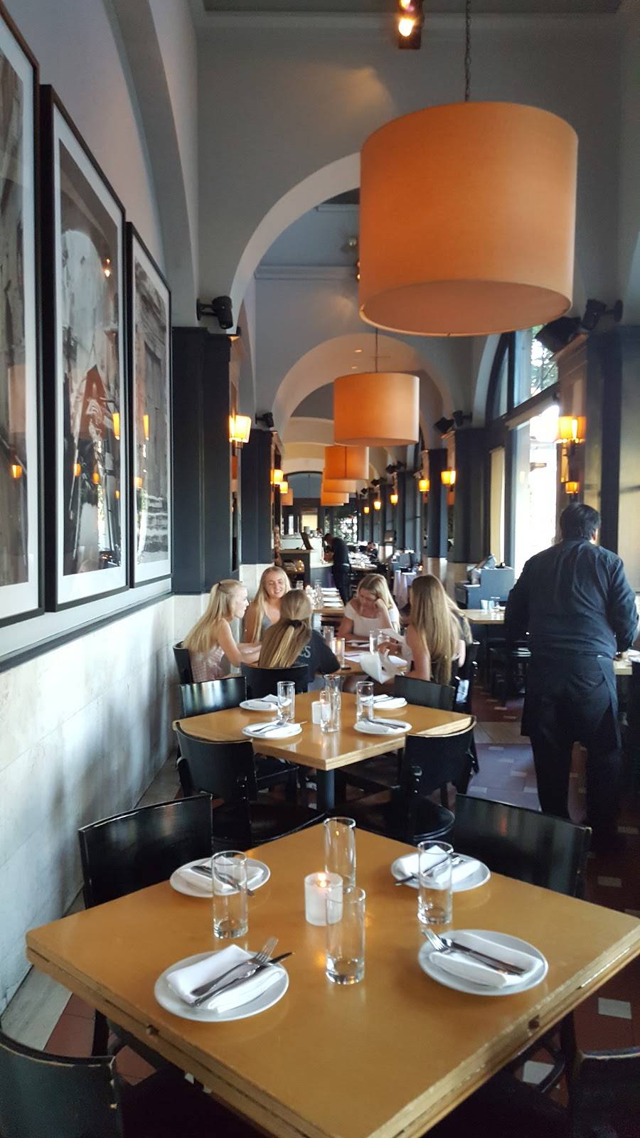 Pizzeria Ortica | restaurant | 650 Anton Blvd, Costa Mesa, CA 92626, USA | 7144454900 OR +1 714-445-4900