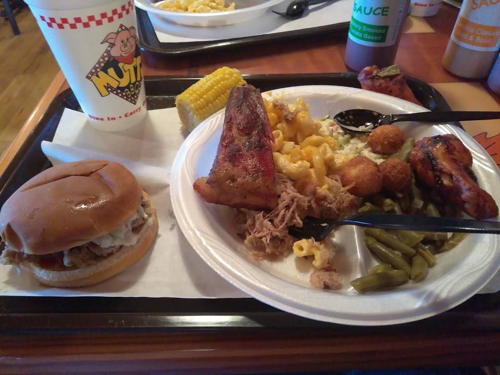 Mutts BBQ Restaurant | restaurant | 101 W Rd, Greer, SC 29650, USA | 8648483999 OR +1 864-848-3999
