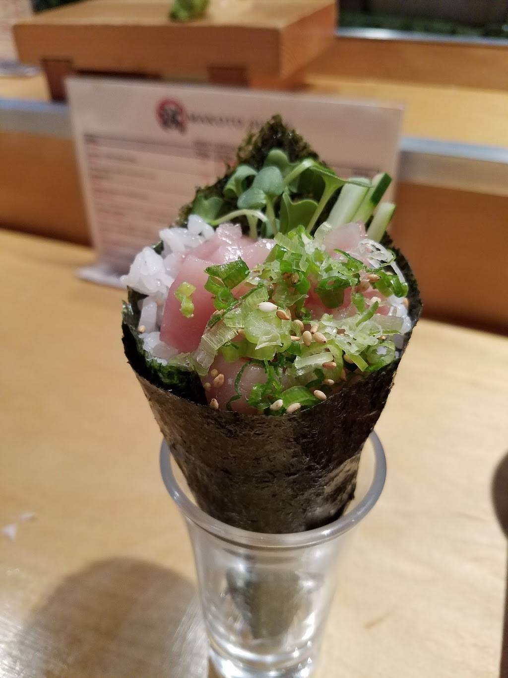 Makoto Sushi | restaurant | 17920 Ventura Blvd, Encino, CA 91316, USA | 8187087065 OR +1 818-708-7065