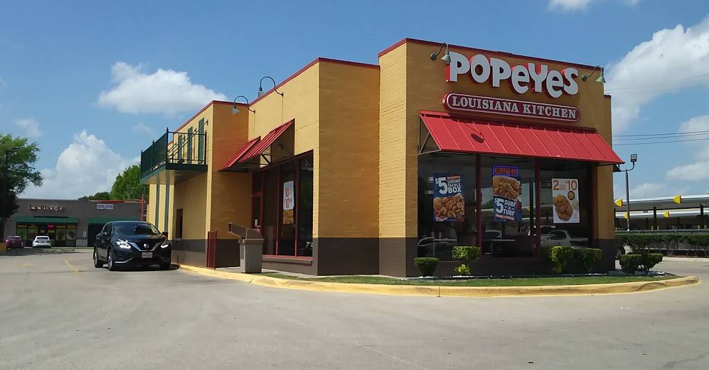 Popeyes Louisiana Kitchen | restaurant | 3748 S Carrier Pkwy, Grand Prairie, TX 75052, USA | 9722668818 OR +1 972-266-8818