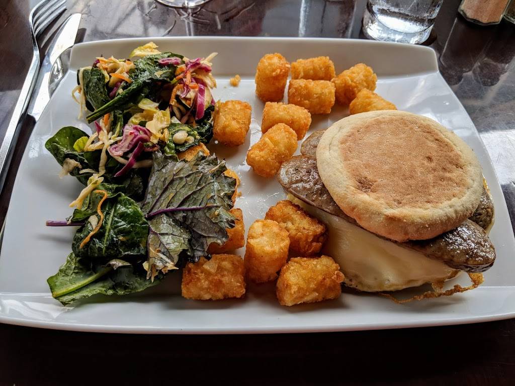 Yolqueria | restaurant | 1910, 401 Commercial St, Provincetown, MA 02657, USA | 5084870600 OR +1 508-487-0600