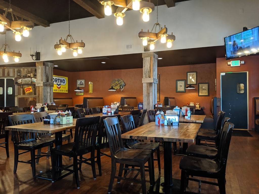 Smokin Daves BBQ & Brew | restaurant | 7685 E Arapahoe Rd, Centennial, CO 80112, USA | 7207285769 OR +1 720-728-5769