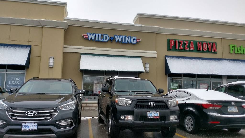 Wild Wing | restaurant | 17205 Leslie St #4, Newmarket, ON L3Y 8E4, Canada | 9058366400 OR +1 905-836-6400