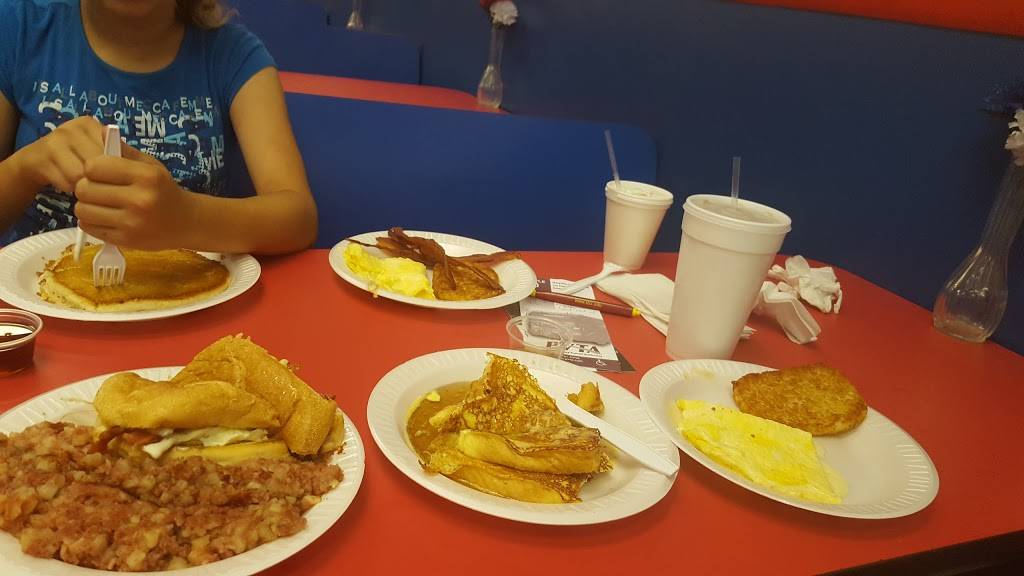 City Jakes Cafe | cafe | 1573 Main St, Springfield, MA 01103, USA | 4137315077 OR +1 413-731-5077