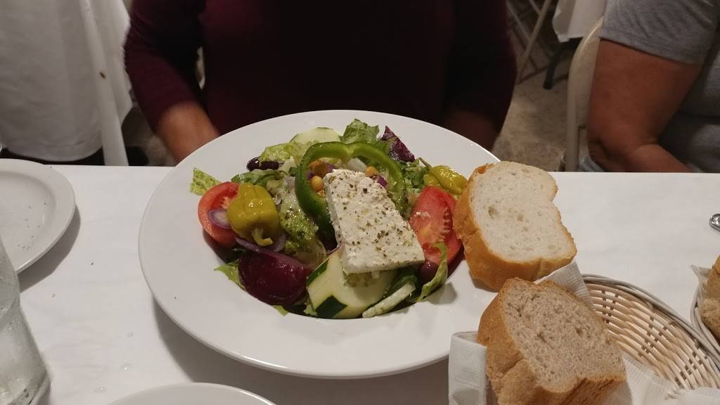 Dimitris on the Water Greek Restaurant | restaurant | 690 Dodecanese Blvd, Tarpon Springs, FL 34689, USA | 7279459400 OR +1 727-945-9400