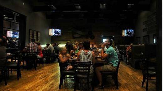 209 Main | restaurant | 209 S Main St, Paton, IA 50217, USA | 5159689109 OR +1 515-968-9109