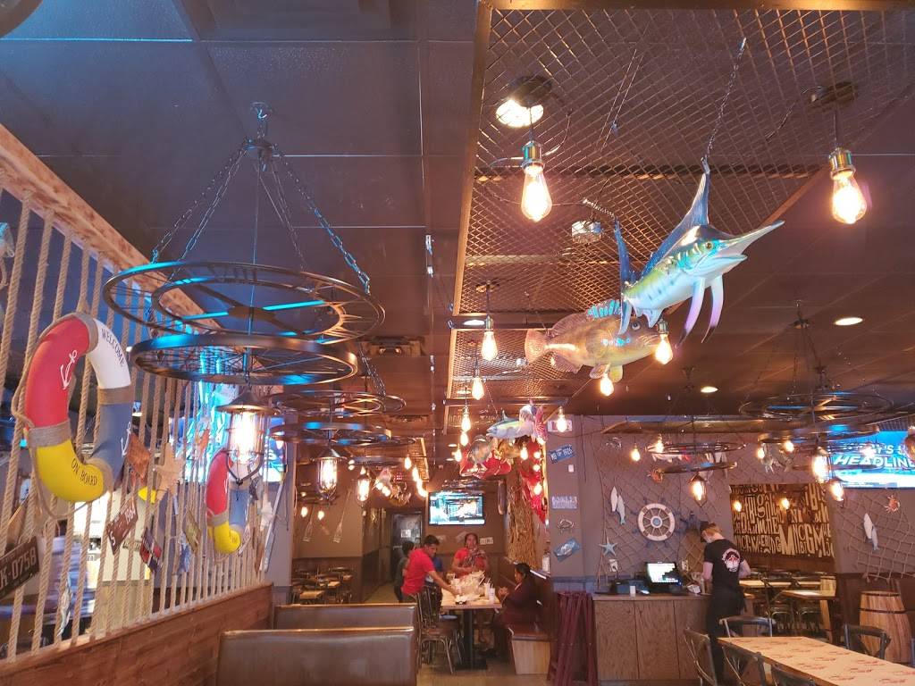 Mr. & Mrs. Crab | restaurant | 3246 SW 35th Blvd, Gainesville, FL 32608, USA | 3525545968 OR +1 352-554-5968