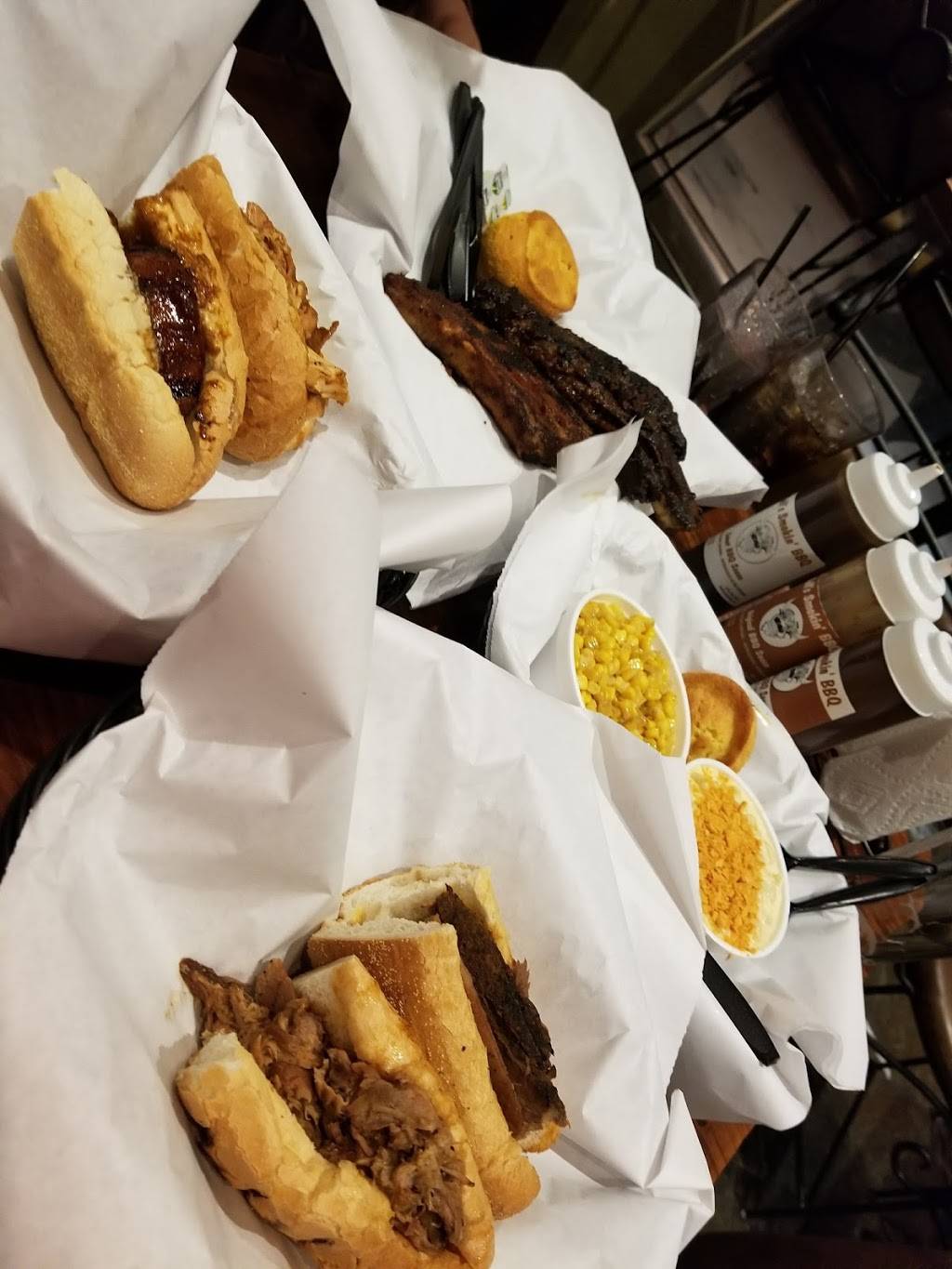 Bulls Smokin BBQ | restaurant | 1127 Morena Blvd, San Diego, CA 92110, USA | 6192762855 OR +1 619-276-2855