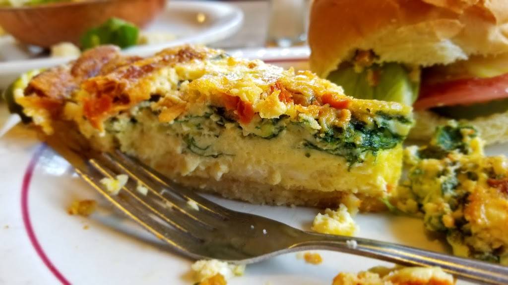 Village Coal Tower Restaurant | restaurant | 9 Schoen Pl, Pittsford, NY 14534, USA | 5853817866 OR +1 585-381-7866