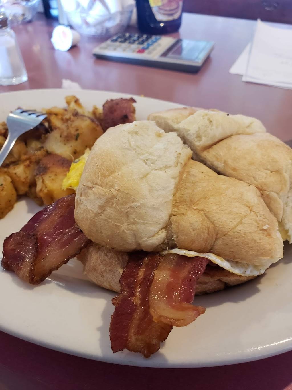 Cyds Creative Kitchen | restaurant | 2331 Acushnet Ave, New Bedford, MA 02745, USA | 5089986212 OR +1 508-998-6212