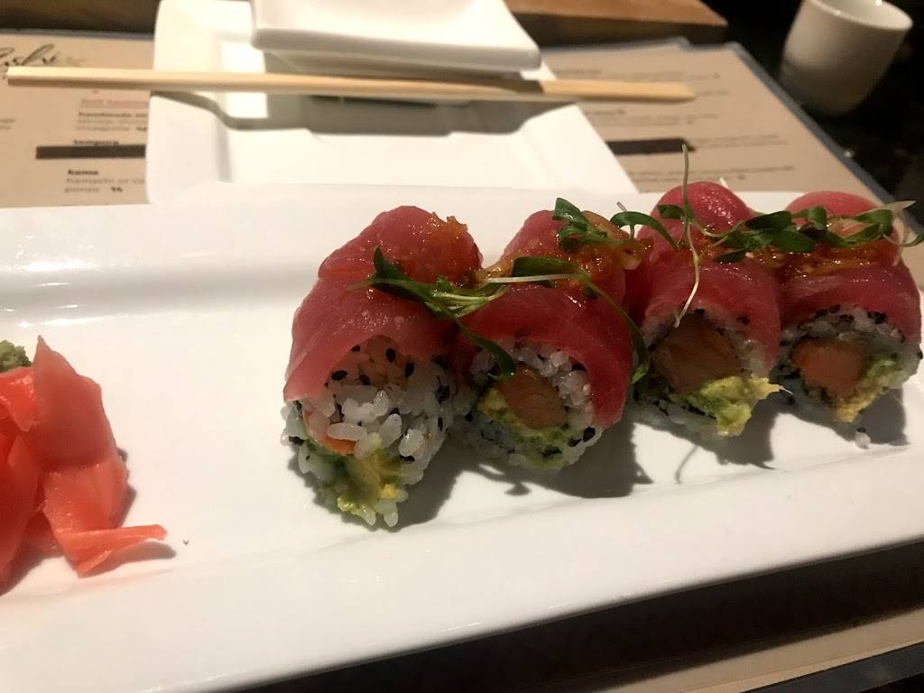 Kabooki Sushi | restaurant | 3122 E Colonial Dr, Orlando, FL 32803, USA | 4072283839 OR +1 407-228-3839