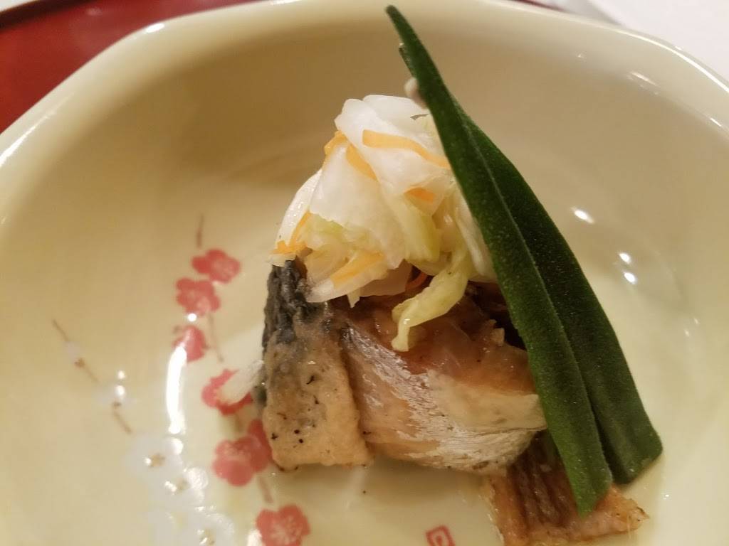 Hachi Ju Hachi | restaurant | 14480 Big Basin Way, Saratoga, CA 95070, USA | 4086472258 OR +1 408-647-2258