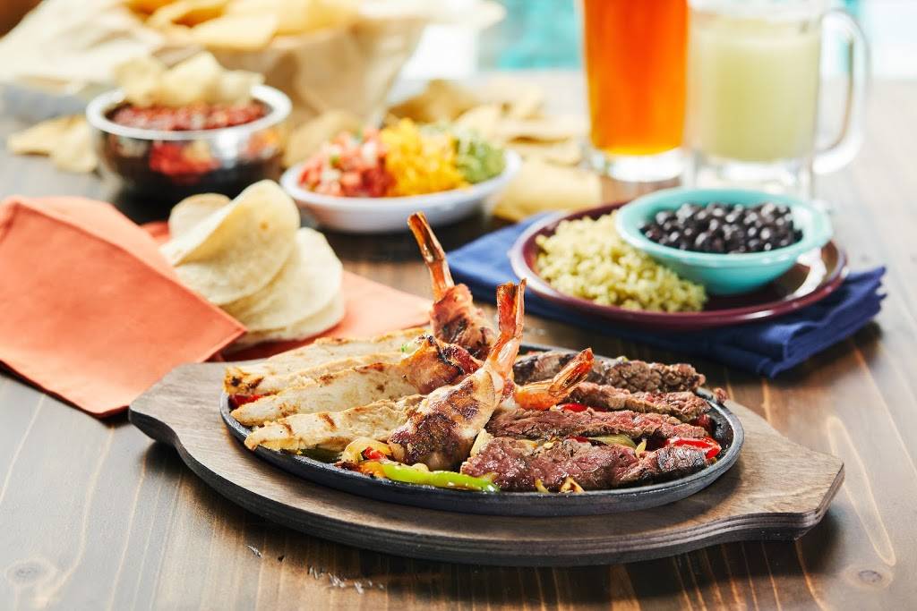 Blue Goose Cantina | restaurant | 1612 S University Dr, Fort Worth, TX 76107, USA | 8173865433 OR +1 817-386-5433