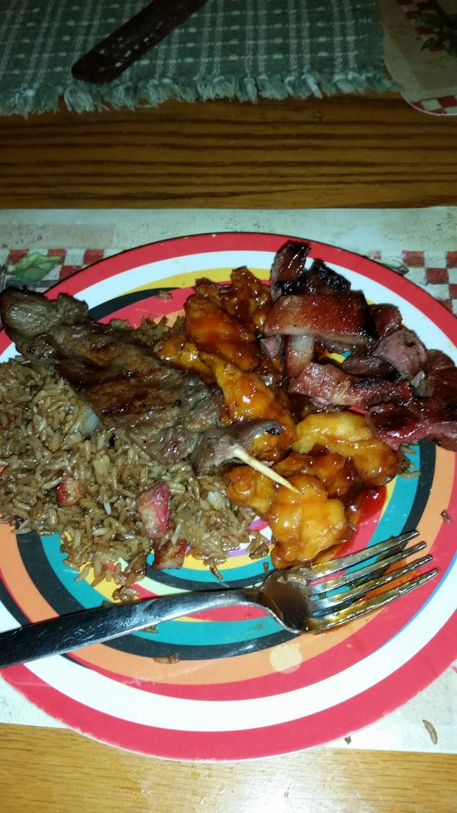 Mr Lees | restaurant | 326 Union St, Littleton, NH 03561, USA | 6034445926 OR +1 603-444-5926