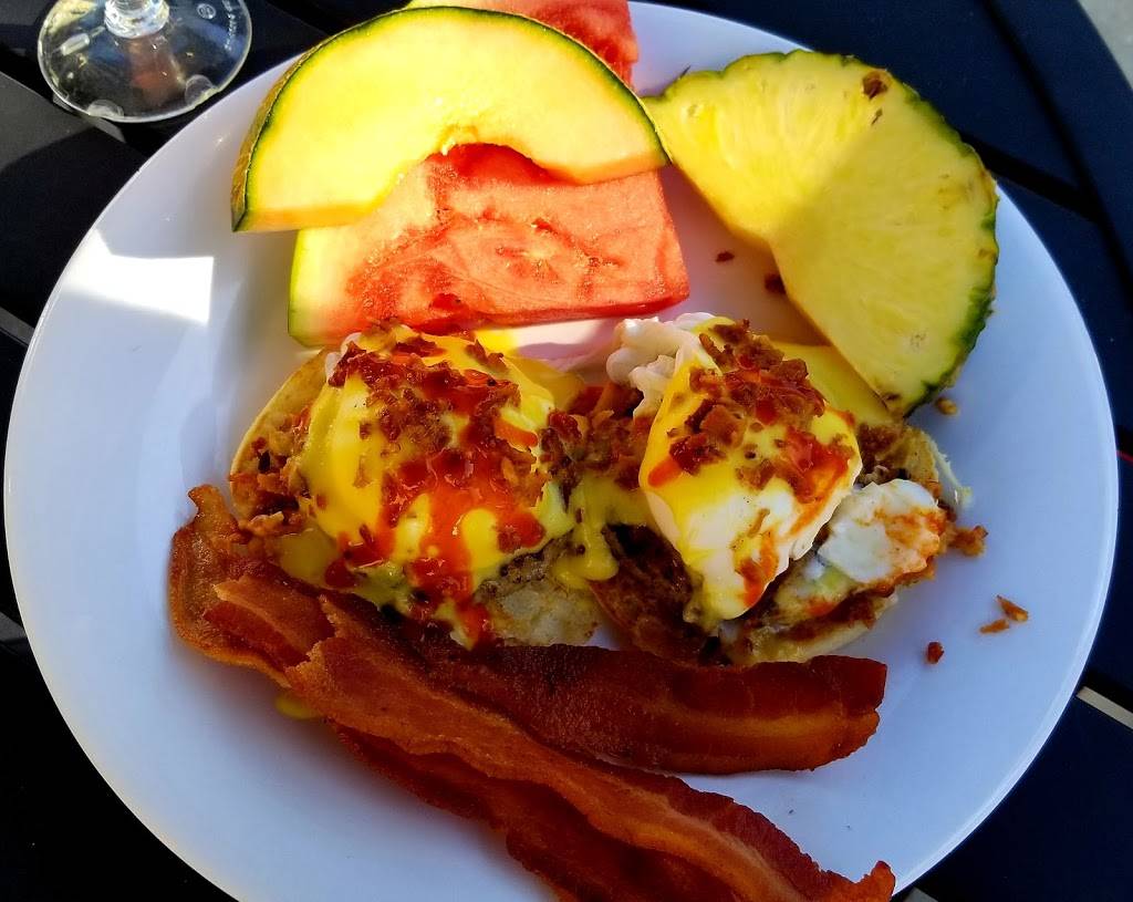 Poached | restaurant | 24600 S Tamiami Trail #200, Bonita Springs, FL 34134, USA | 2392218256 OR +1 239-221-8256