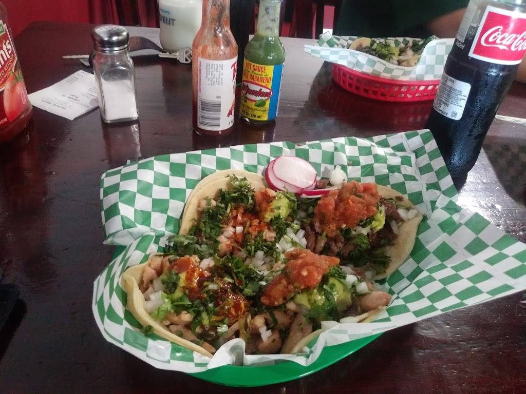 El Pirata Taco Grill | restaurant | 7704 Pearblossom Hwy, Littlerock, CA 93543, USA | 6615852215 OR +1 661-585-2215