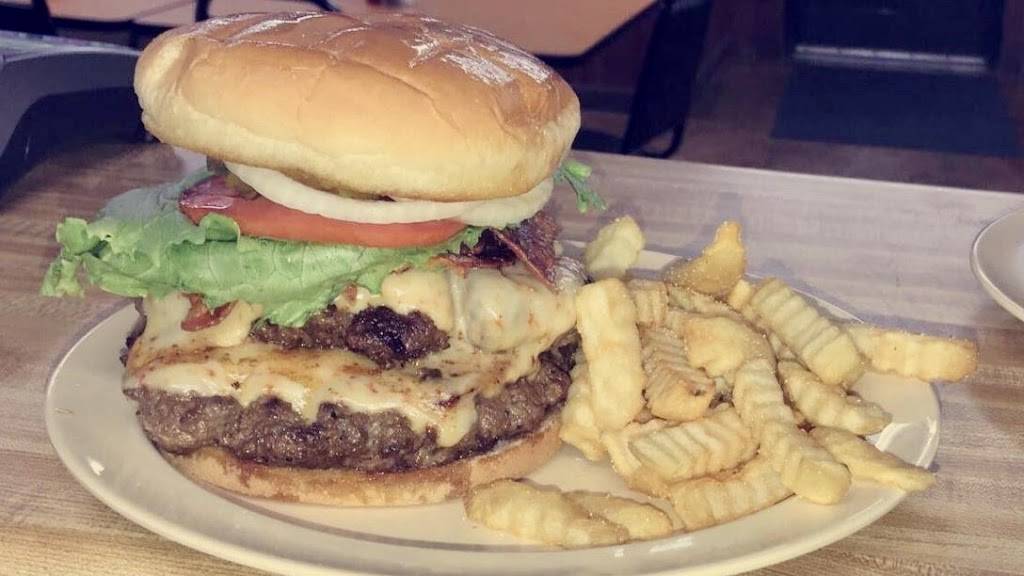 Kellis Country Cookin | restaurant | 208 Pleasant Ridge Rd, Huntland, TN 37345, USA | 9313087100 OR +1 931-308-7100