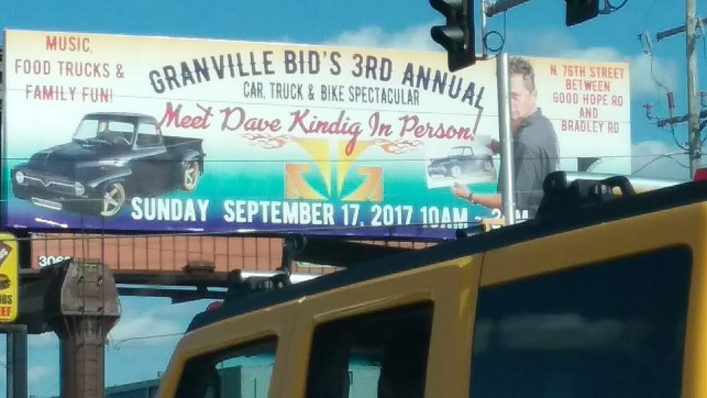 J J Fish & Chicken | restaurant | 9008 W Brown Deer Rd, Milwaukee, WI 53224, USA | 4143551000 OR +1 414-355-1000