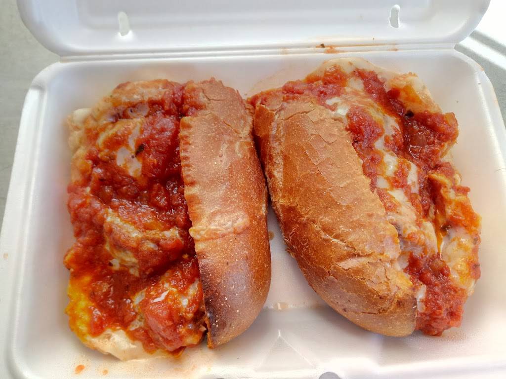 Halftime Pizza | restaurant | 115 Causeway St, Boston, MA 02114, USA | 6177204578 OR +1 617-720-4578