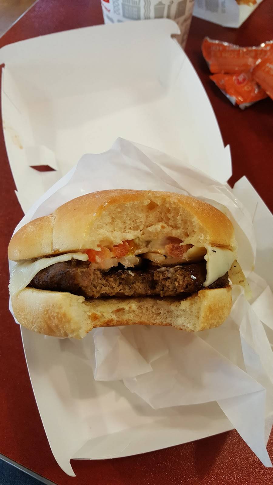 Jack in the Box | restaurant | 7425 Tylersville Rd, West Chester Township, OH 45069, USA | 5137553000 OR +1 513-755-3000