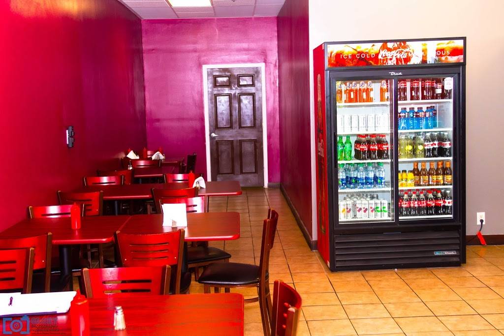 Zoeys Fried Chicken Sandwiches & Wings | restaurant | 510 W Casino Rd suite g, Everett, WA 98204, USA | 4253743040 OR +1 425-374-3040