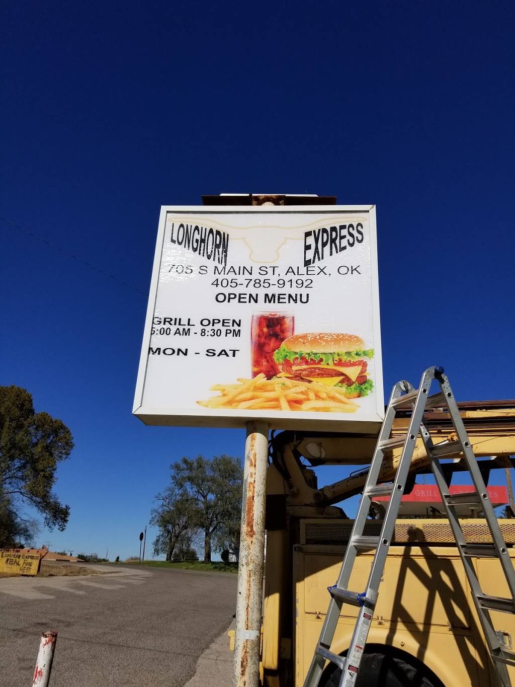 Longhorn Express | restaurant | 705 S Main St, Alex, OK 73002, USA | 4057859192 OR +1 405-785-9192