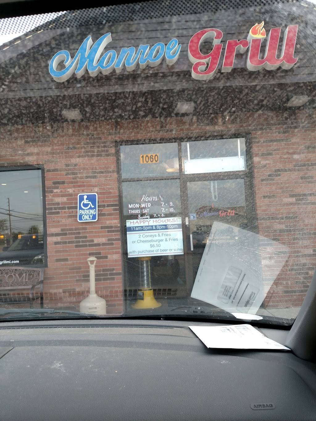 Michigan Bar and Grill | restaurant | 1140 S Monroe St, Monroe, MI 48161, USA | 7342436690 OR +1 734-243-6690