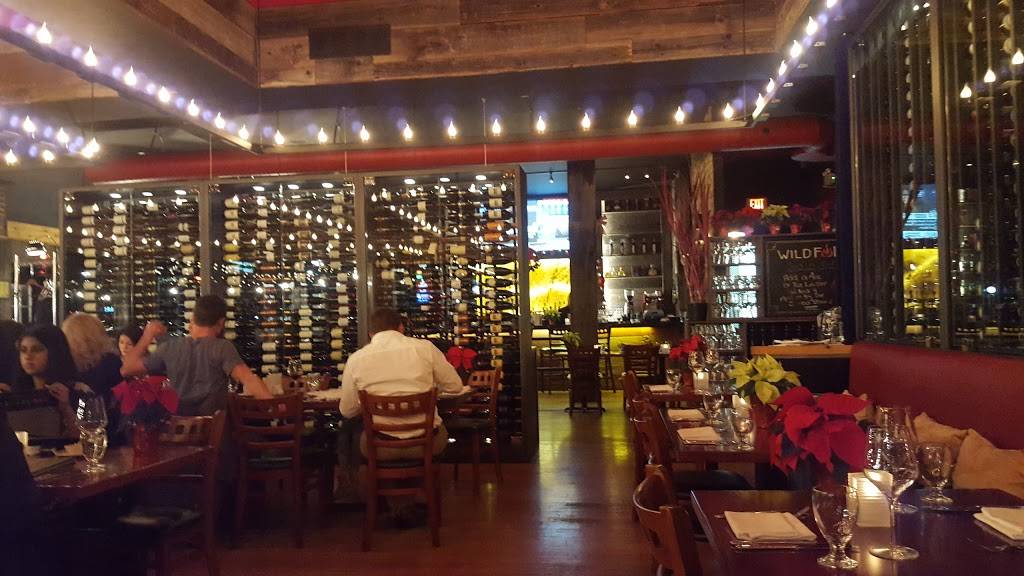 Wildfire Steakhouse Oshawa | restaurant | 540 King St W, Oshawa, ON L1J 7J1, Canada | 9052150231 OR +1 905-215-0231