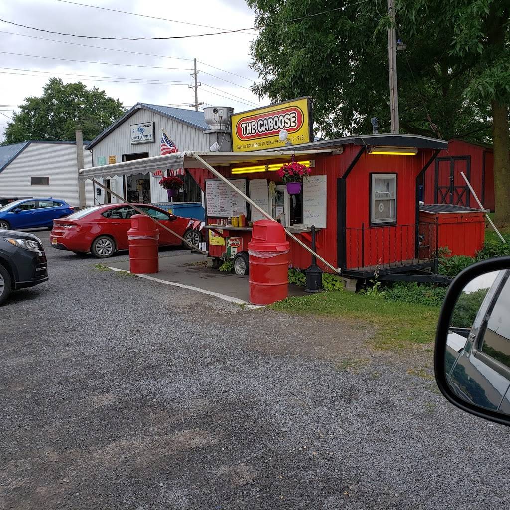 The Caboose | restaurant | 6 Leach Rd, Lyons, NY 14489, USA | 3159466684 OR +1 315-946-6684