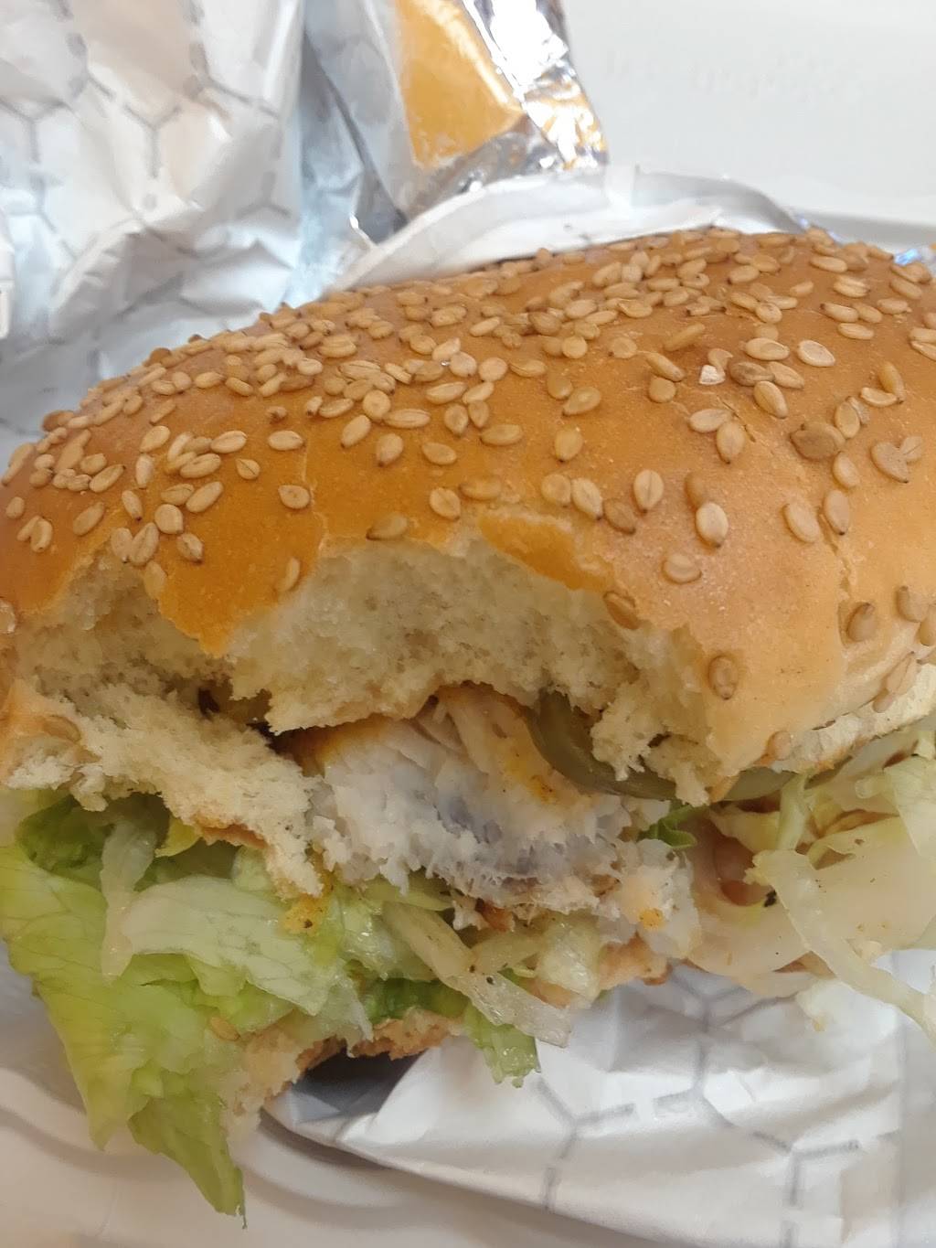 Americas Best Wings | restaurant | 11245 New Hampshire Ave, White Oak, MD 20904, USA | 3015929464 OR +1 301-592-9464