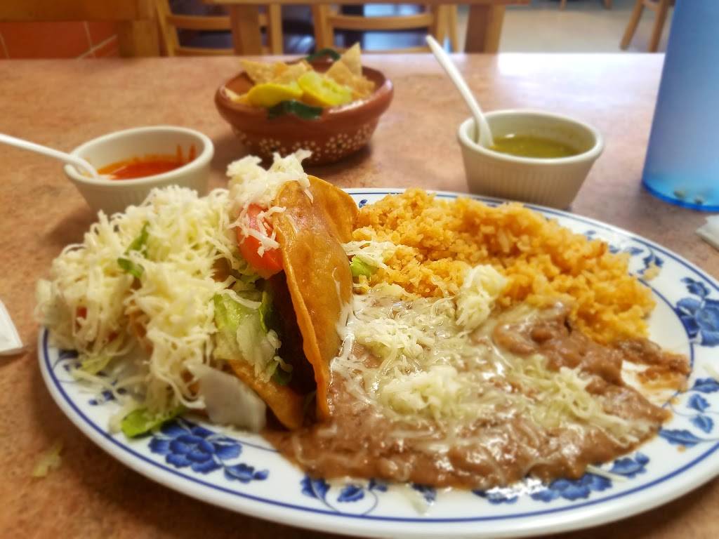 Los Petates | restaurant | 6116 Whittier Blvd, Los Angeles, CA 90022, USA | 3237234099 OR +1 323-723-4099